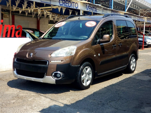 Imagen 1 de 13 de Peugeot Partner Tepee 2014 1.6 Outdoor Mt