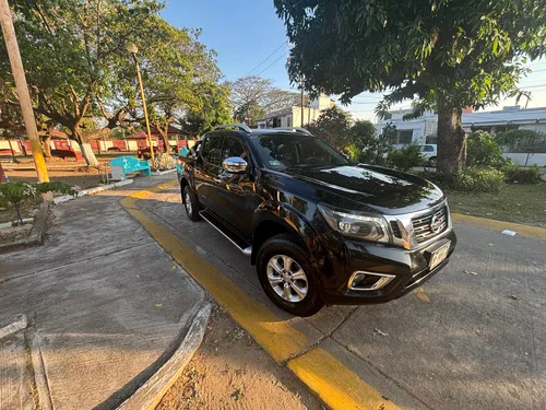 Nissan NP300 Frontier 2.5 Platinum Le Aa Mt
