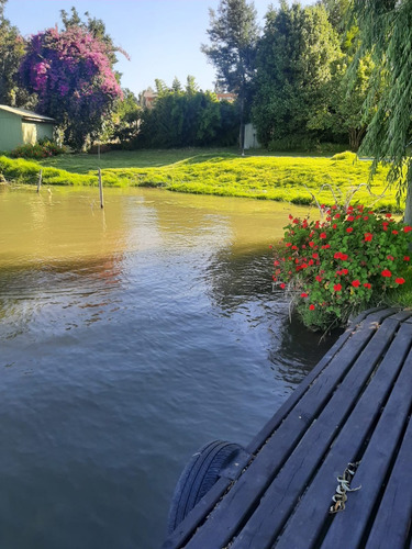 Hermosa Casa En Camping Alemán Del Lago Rapel