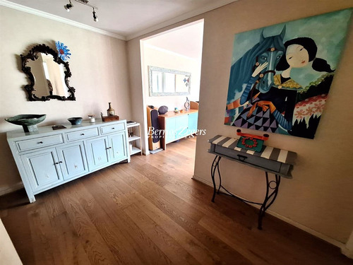 Departamento En Venta De 3 Dorm. San Carlos Apoquindo 2 E