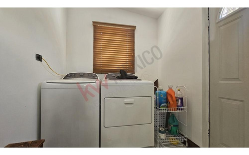 Casa En Venta De 1 Piso Con 3 Recamaras En Planta Baja, Colonia Los Pinos.