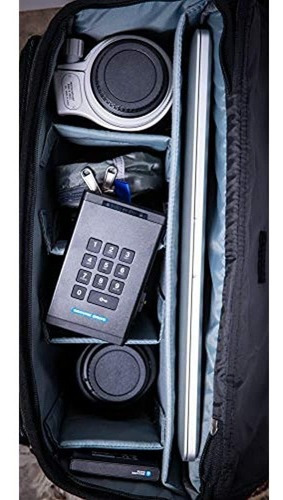 Imagen 3 de 4 de Securedata 1tb Securerive Kp Fips 140-2 Disco Duro Con Aute.
