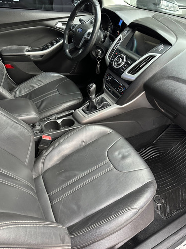 Ford Focus III 2.0 Sedan Se Plus Mt