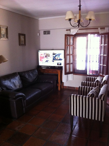 Imagen 2 de 8 de Excelente Triplex 4 Amb Venta Directa - Turdera