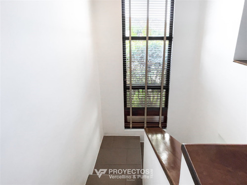 Casa En Arriendo De 4 Dorm. En Lo Barnechea