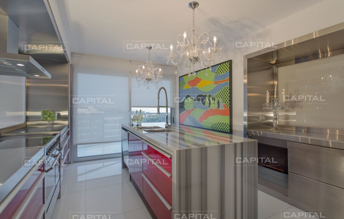 Imagen 7 de 23 de Espectacular Penthouse Duplex Mythos Ubicado En La Parada 31 Playa Brava. - Punta Del Este Brava