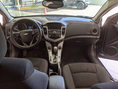 Imagen 8 de 11 de Chevrolet Cruze Lt