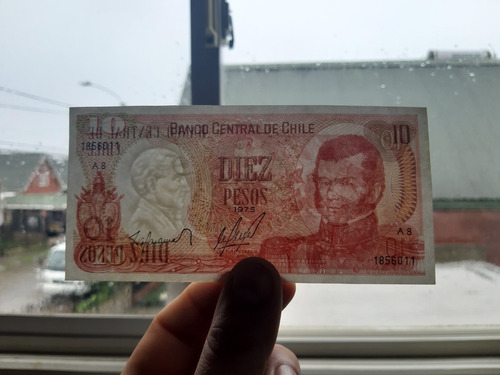 Imagen 3 de 4 de Billete 10 Pesos 1975 Chile