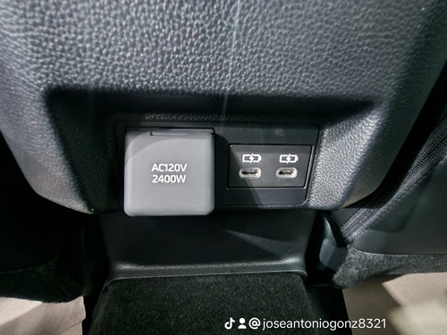 Toyota Tacoma 2.4 Hev Premium 4X4
