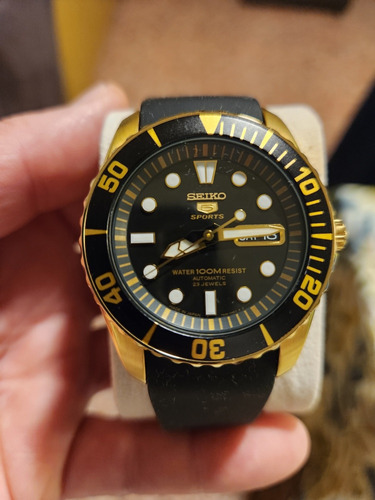 Seiko 5 Sports