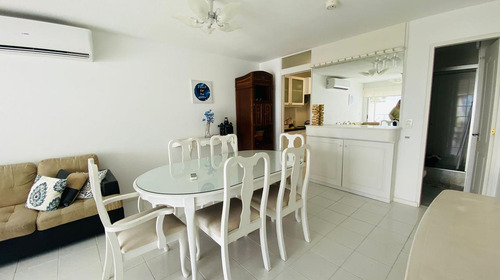 Apto De 2 Dorm, Muy Comodo Y Servicios - Playa Mansa