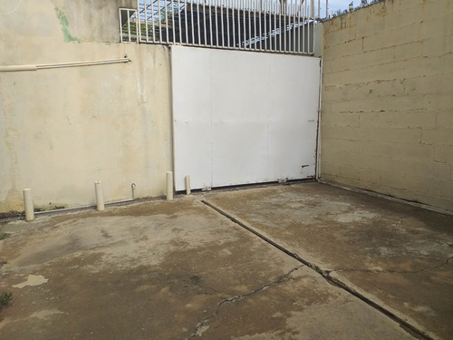 Imagen 7 de 7 de 04126887776 #22-9446 Bella Casa En Venta Coro Centro