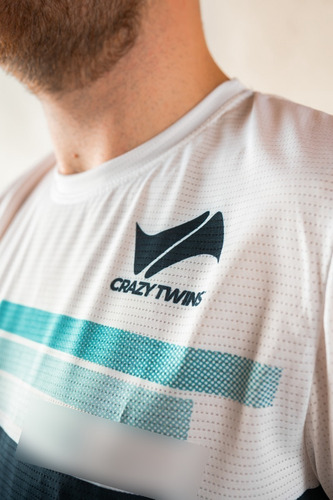 Imagen 3 de 4 de Remera Deportiva Ver