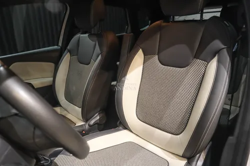 Renault Captur Intens Automática 2.0