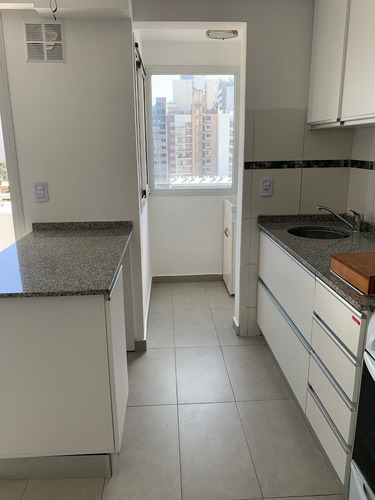 Imagen 4 de 12 de Venta Excelente Departamento Céntrico Mas Cochera