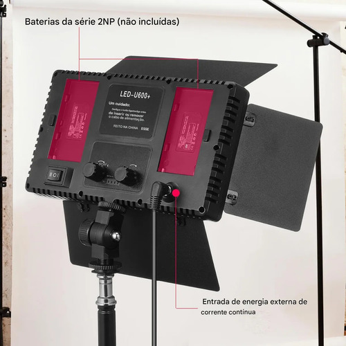 Iluminador De Led Ajustável Pro 600 110/127V