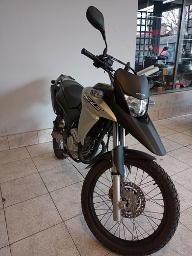 Imagen 5 de 17 de Honda Xre 300 Modelo 2021