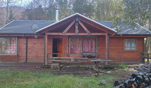 Casa En Arriendo De 3 Dorm. En Pucón