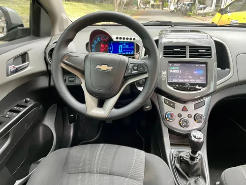 Chevrolet Sonic 1.6 Lt 5 p