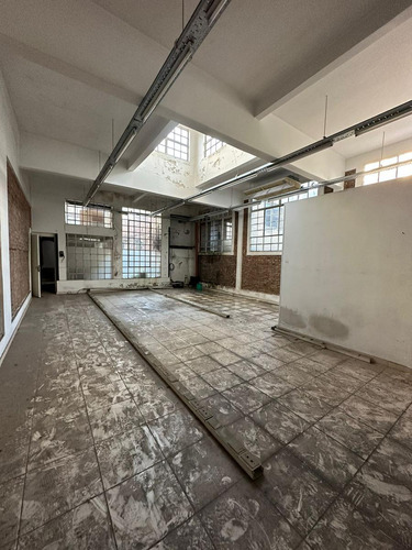 Local En San Telmo - 800 M2