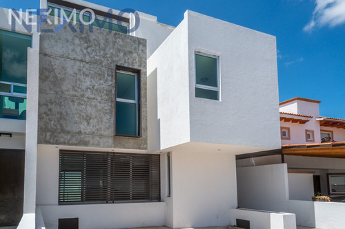 Imagen 2 de 30 de Casa En Venta En Lomas De Juriquilla Querétaro
