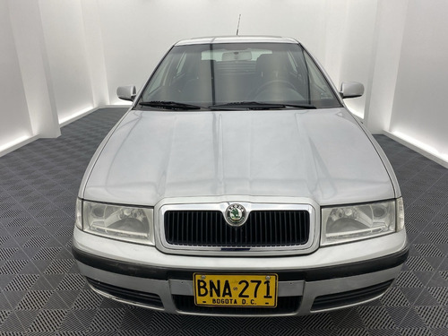 Imagen 13 de 25 de Skoda Octavia 1.8 Turbo
