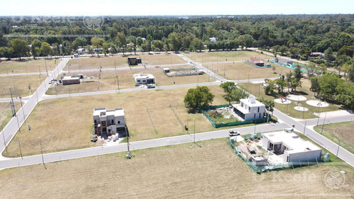 Lotes En Venta Con Financiación En El Pato, Berazategui. La Vikkina