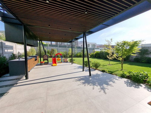 Arriendo Casa De 3 Dorm, En Chamisero Chicureo