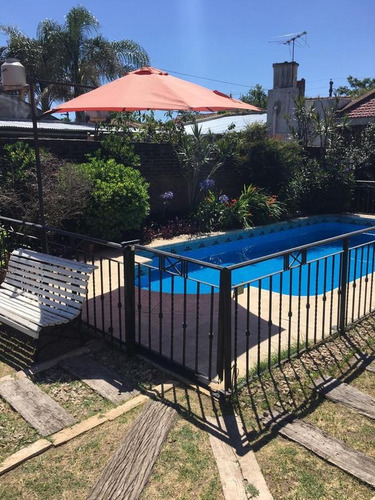Imagen 3 de 21 de Casa - Ituzaingó Norte Venta Chalet 6 Amb Con Parque Y Piscina