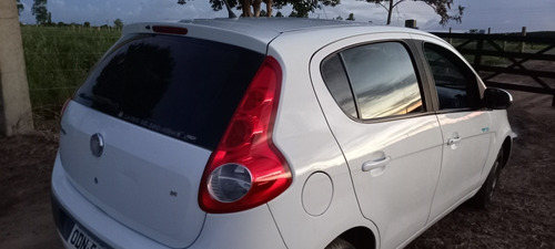 Imagem 4 de 8 de Fiat Palio 2012 1.4 Attractive Flex 5p