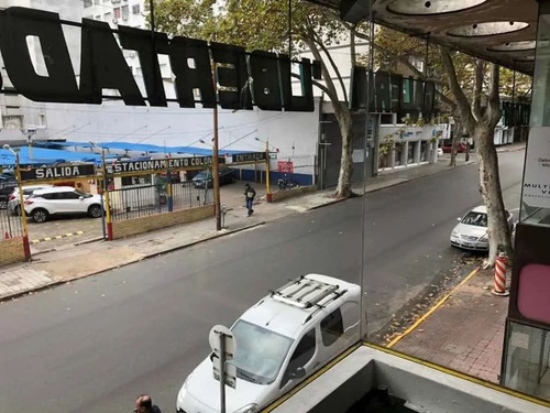 Imagen 9 de 12 de Local Comercial Centro Montevideo $15.000