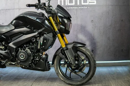 Bajaj Dominar 250 2023