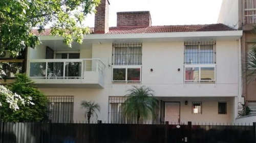 Agote - Ricchieri,  Venta - Excelente Casa Barrio River ! Con Garage