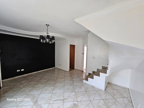 Condominio Fechado - Com 3 Dorms - Suíte- Garagem - Penha