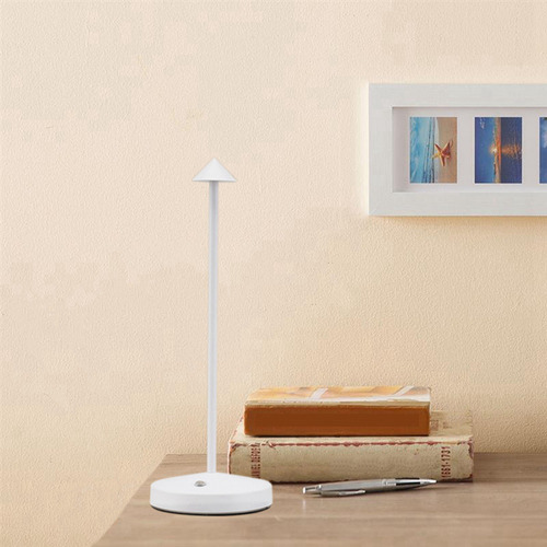 Lámpara De Mesa Led Recargable Q01800mah Con Ajuste Táctil M