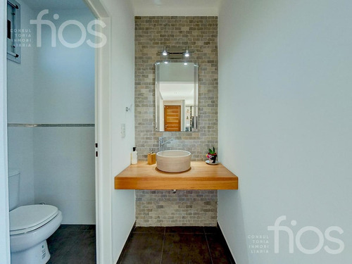 Imagen 14 de 28 de Venta Casa De 3 Dormitorios Con Parque Piscina Cochera En Funes