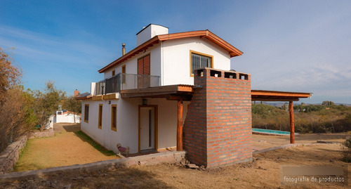 En Capilla Del Monte  Reserva Villa Cielo. 