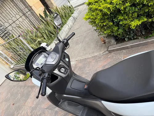Nmax Connected Modelo 2023 Kilometraje 25300