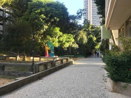 Imagem 7 de 15 de Apartamento Lauro Muller, Quarto Suite E Dependência Revertida. - Boap10468