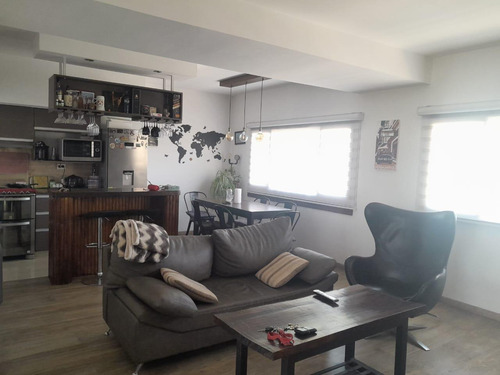 Duplex De 4 Amb Con Patio - Munro