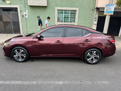Nissan Sentra 2.0 Advance Mt