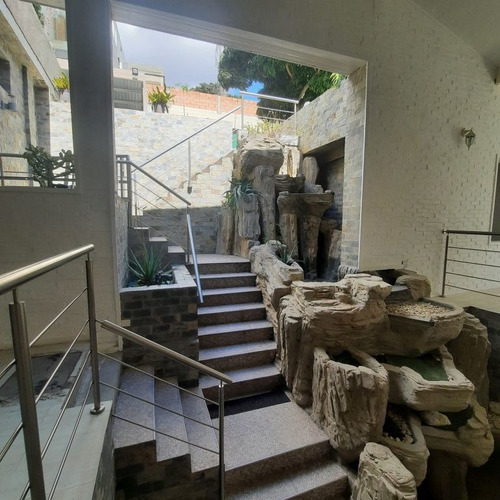 Imagen 9 de 30 de Casa En Venta Prados Del Este 6h/ 6b/ 6p