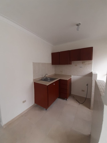 Se Vende Apartamento En Residencial Carmen Renata 3 Pantoja 