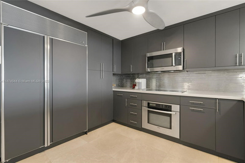 Departamento En Venta Ubicado En 2301 Collins Ave, Miami, Florida