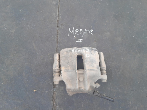 Caliper Derecho Renault Megane 2 -- 