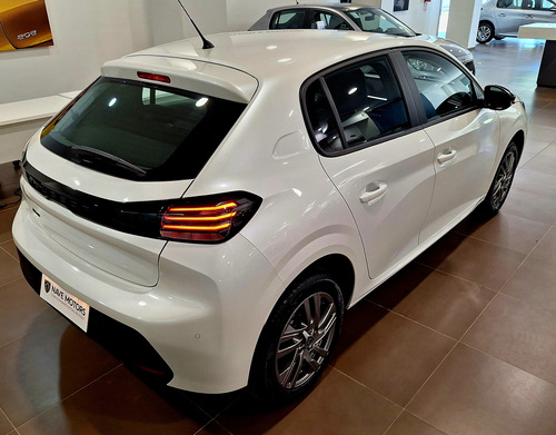 Peugeot 208 1.6 Allure At