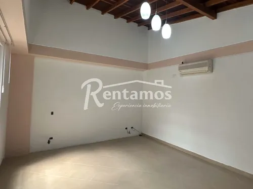 Edificio En Venta En Manila. Cod V775823