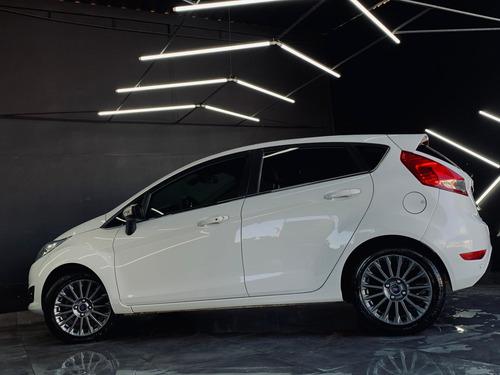 Ford Fiesta 1.0 ECOBOOST SEL HATCH 12V GASOLINA 4P POWERSHIFT