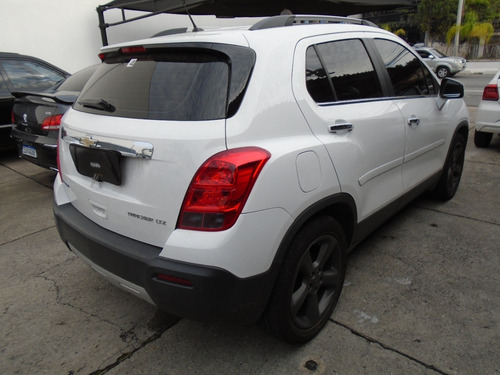 Imagem 7 de 17 de Chevrolet Tracker Ltz Ano 2015 Cor Branco 63.000km Nova