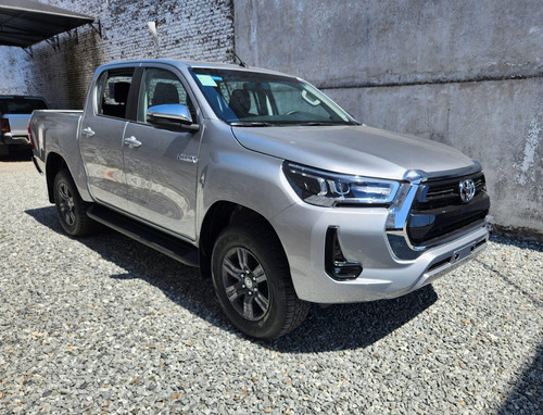 Toyota Hilux 4x4 Dc Srv 2.8 Tdi 6 At Har Modelo 2024 0km